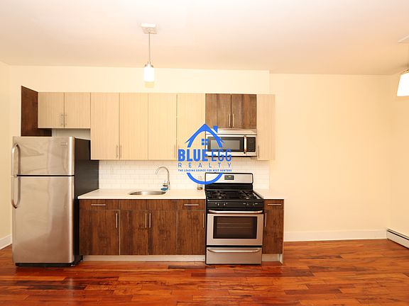 2nd image of 1181 Putnam Ave #4F