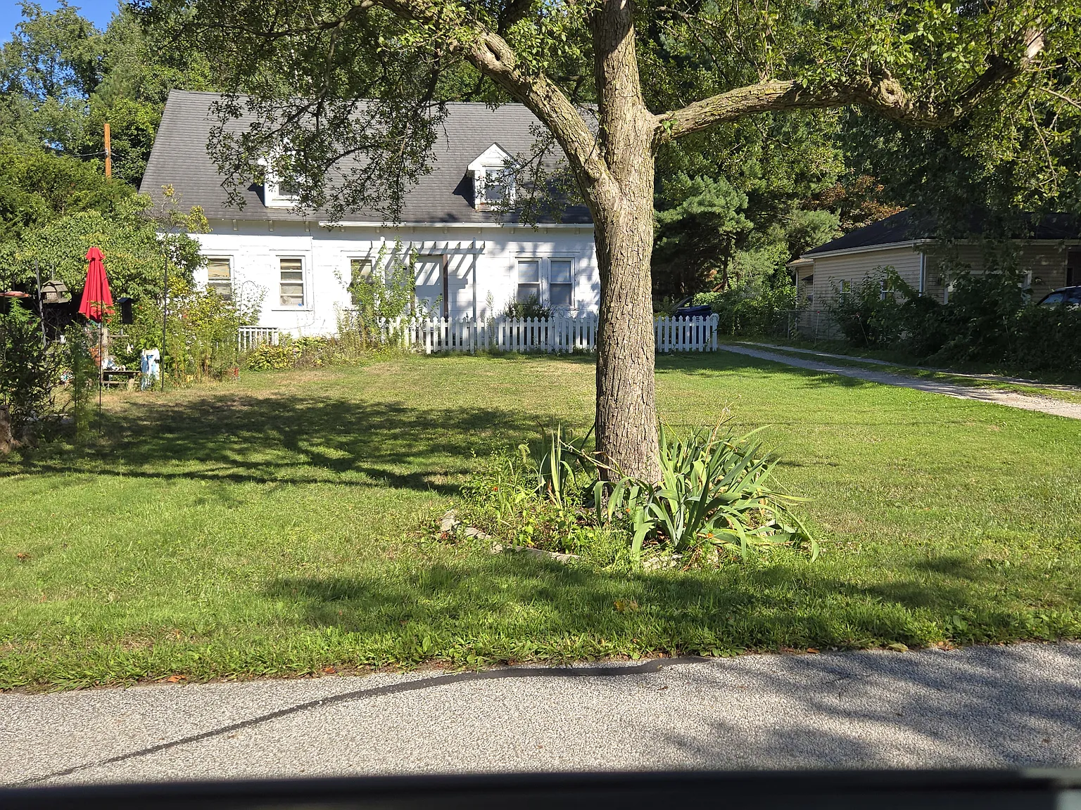 2 bed, 1000 sqft, $1,100 — Photo 1