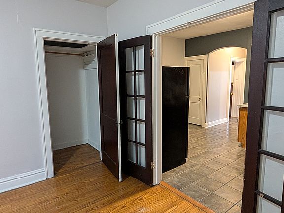 4th image of 5042 Mardel Ave #1F