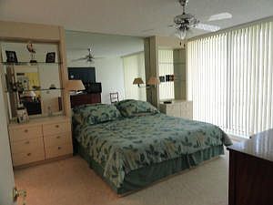 5th image of 2601 Village Blvd APT 201