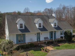 406 Burchs Creek Rd, Crozet, VA 22932