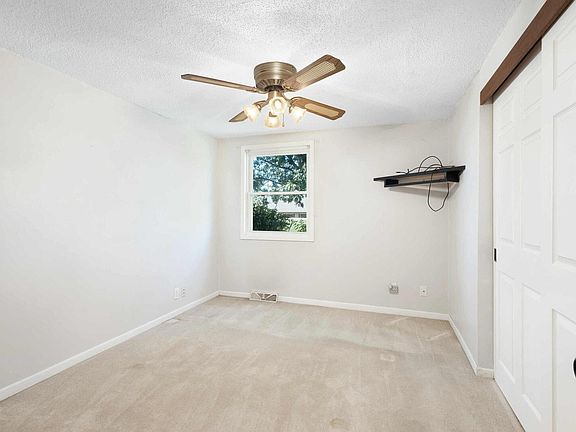 5th image of 21335 Brady St
