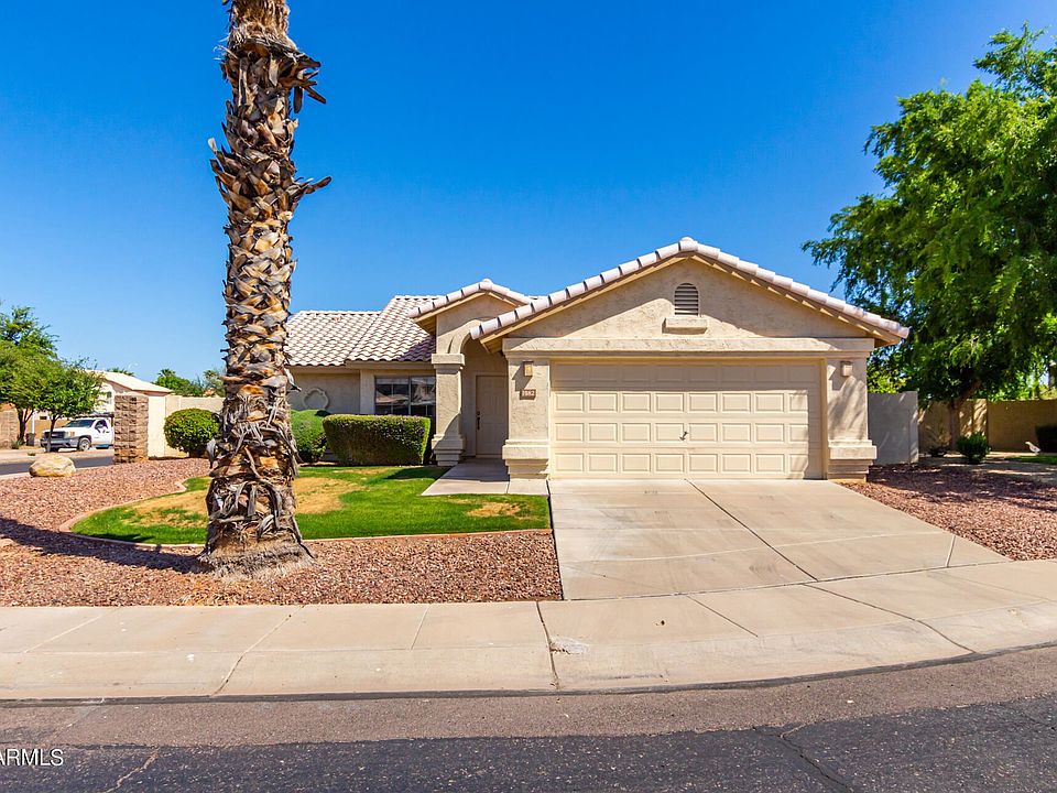 1st image of 1082 W Oriole Way