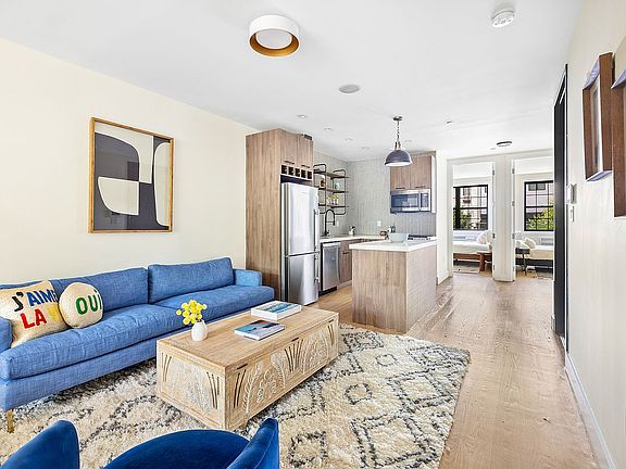 4th image of 219 Weirfield St APT 3