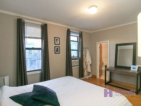 5th image of 2824 43rd St #2