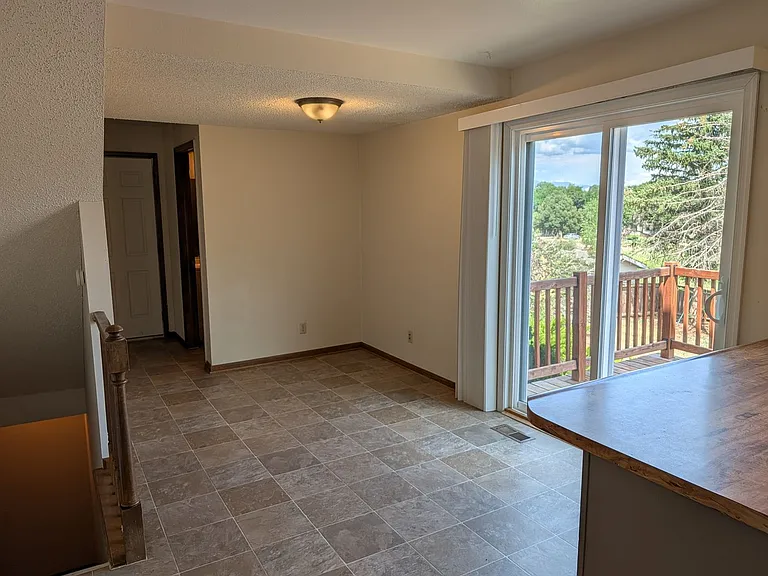 3028 Deliverance Dr — Photo 8