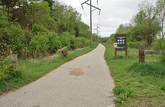 3rd image of 247 Oconomowoc Pkwy