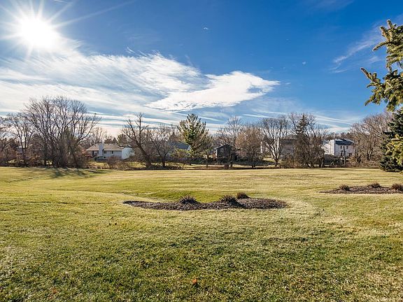 4th image of 887 S Bell School Rd