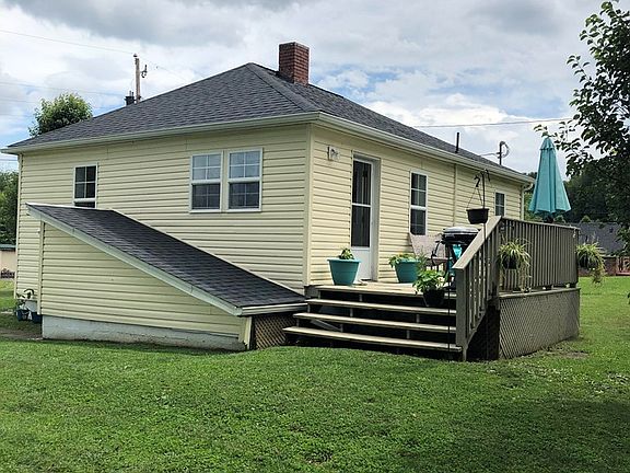 2nd image of 203 Fairground St
