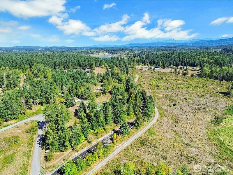 2nd image of 40325 Dean Kreger Road E