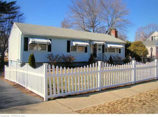 365 Fairfax Rd, Bridgeport, CT 06610