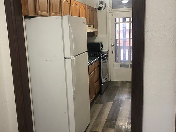 2nd image of 3614 Staunton Ave SE #3