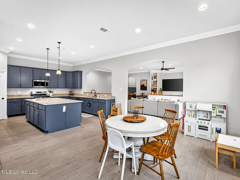 14248 Cygnet Cv — Photo 21
