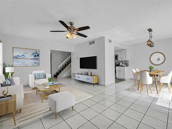 3rd image of 3004 W Missionwood Ln #B-4