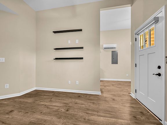 4th image of 116 Eno Rd