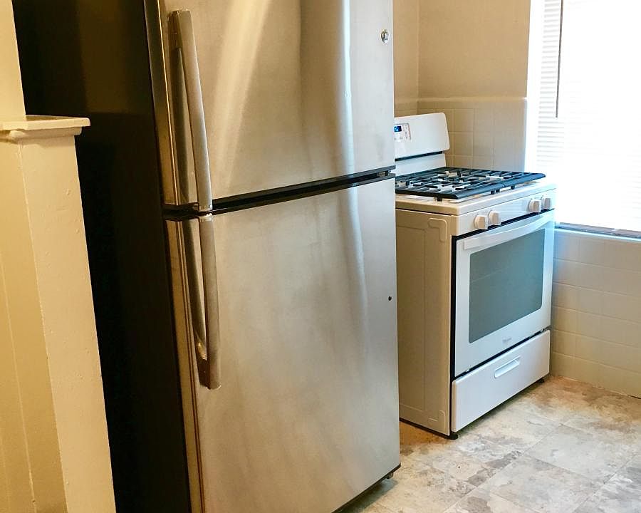 1st image of 3119 Bracken Woods Ln APT 2