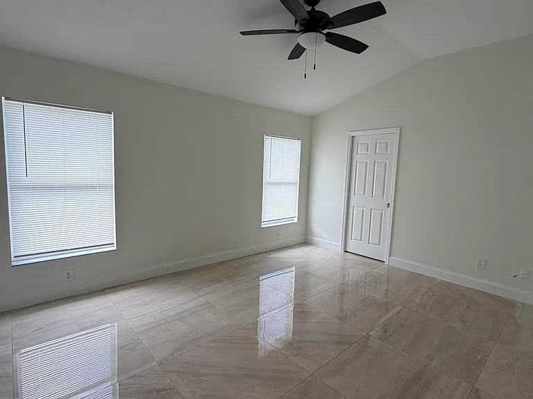 2619 SW Fair Isle Rd — Photo 14