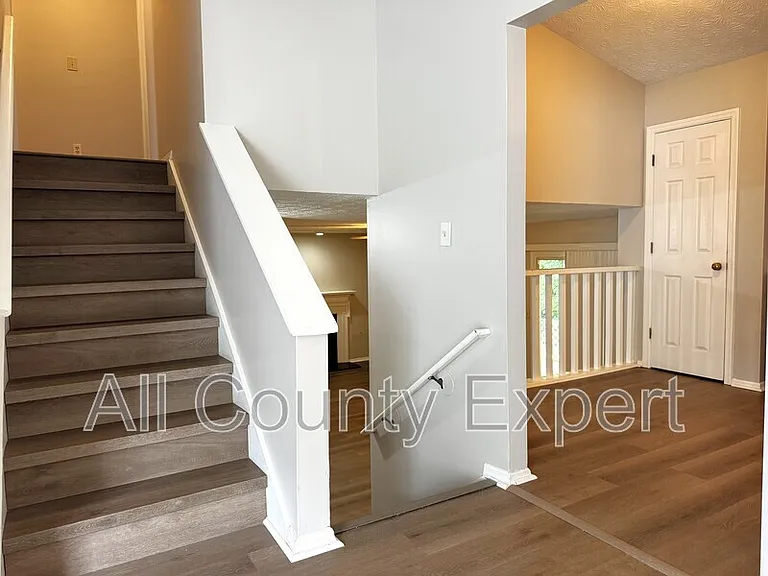 7156 Lone Oak Way — Photo 6