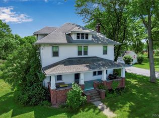 2759 Randall Rd, Ransomville, NY 14131