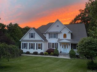 3 Eagle Crst, Fort Montgomery, NY 10922