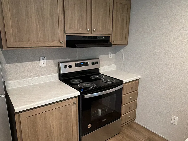 10708 Toby Ln — Photo 5