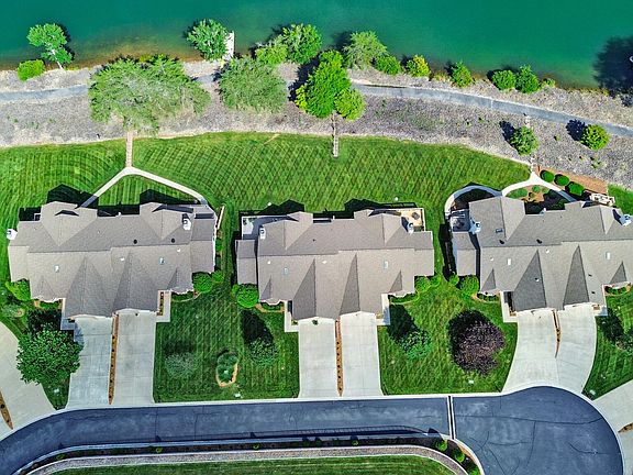 5th image of 135 Lafayette Point #13