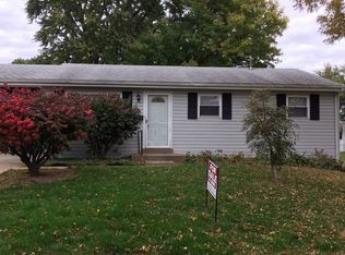 6704 Olivewood Dr, Hazelwood, MO