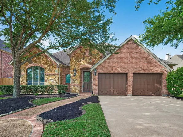6726 Hathaway Ln, Sugar Land, TX 77479