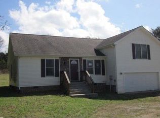 205 Little Mountain Cir, Rocky Mount, VA 24151