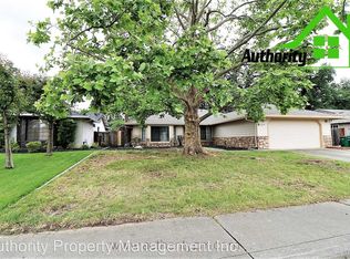 3210 Driftstone Dr, Anderson, CA 96007