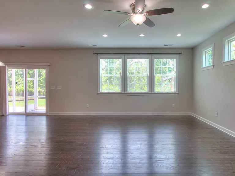 3013 Hamilton Mill Dr — Photo 9
