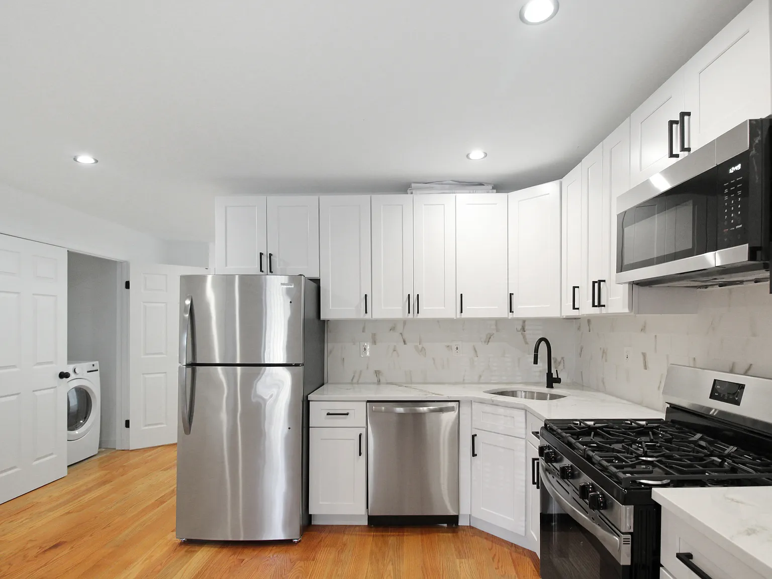 724 Marcy Avenue — Photo 3