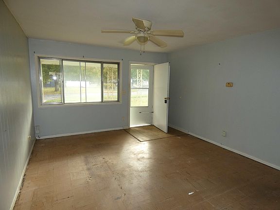 5th image of 2314 Westfield Dr