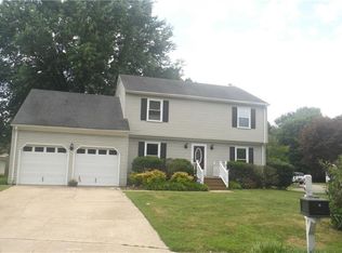 320 Lakeland Dr, Hampton, VA 23669