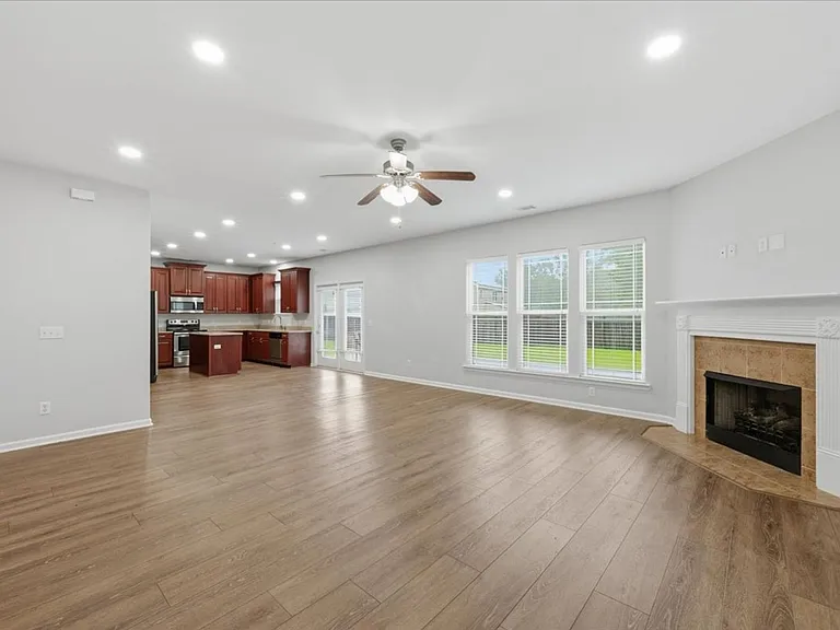8 Woods Way — Photo 35