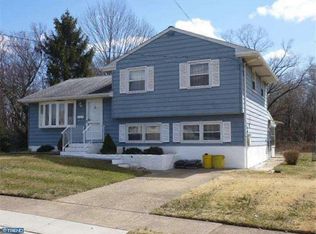 30 Sun Valley Rd, Hamilton, NJ 08690