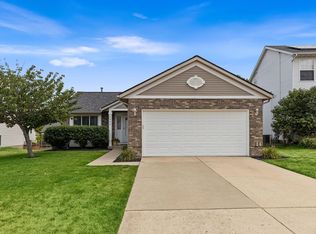 4554 Country Hill Dr SE, Kentwood, MI 49512