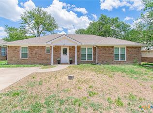 83 Buttercup Loop, Morgans Pt Resort, TX 76513