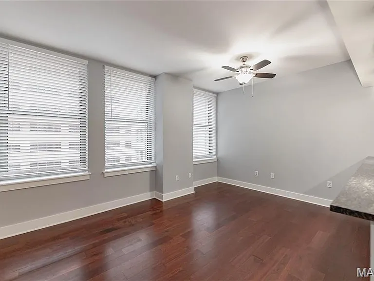 314 N Broadway Ave #1405 — Photo 13