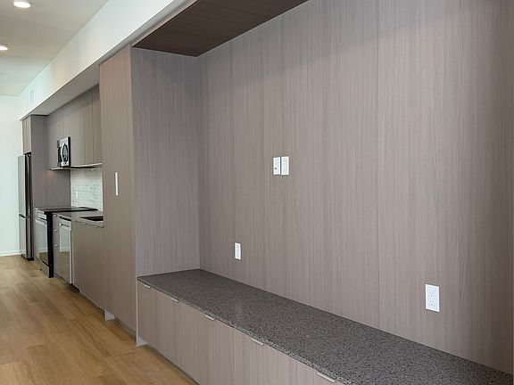5th image of 5119 Colfax Ave #304