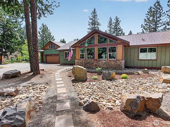 4th image of 100 White Pine Drive