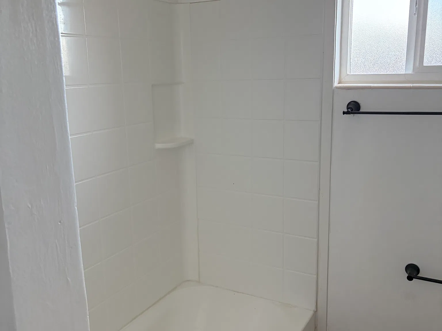 2 bed, 950 sqft, $1,400 — Photo 3