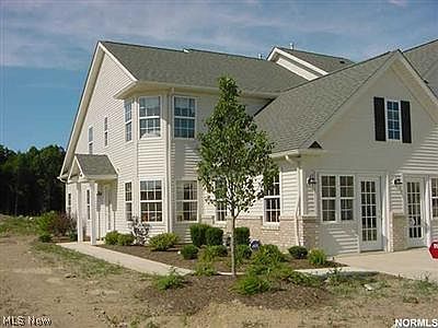 1st image of 682 Ashberry Ln