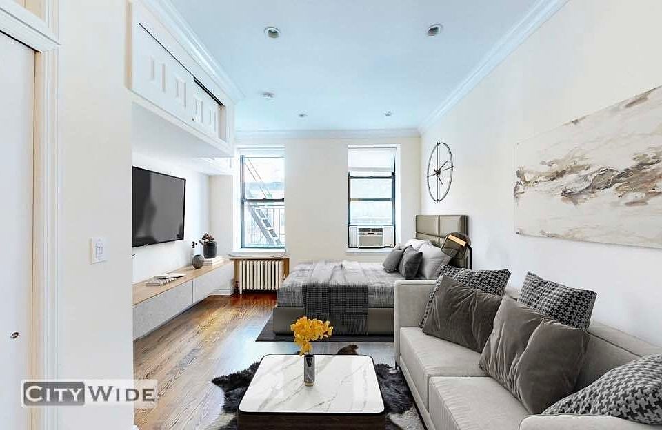 1st image of 1570 2nd Ave #2H