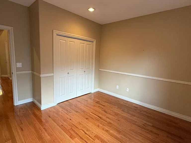 11386 SE Westchester Ave — Photo 22