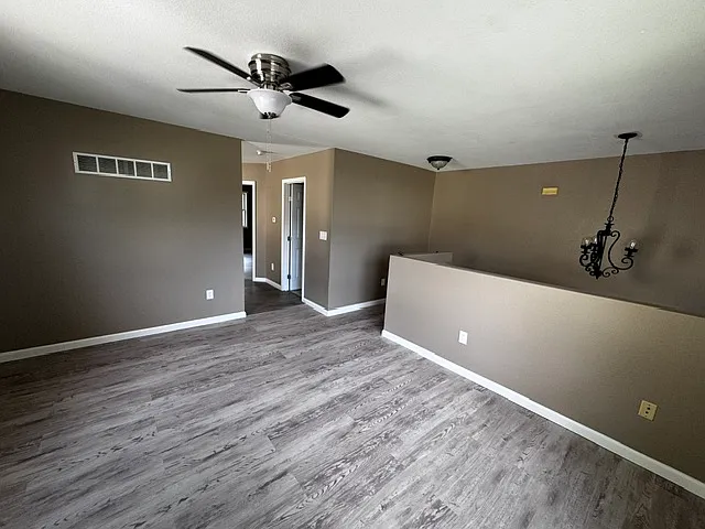 607 Hooker St — Photo 3