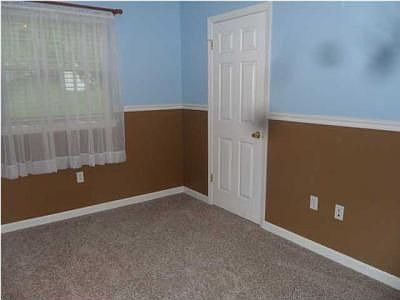 4th image of 6616 Hillbrook Ln