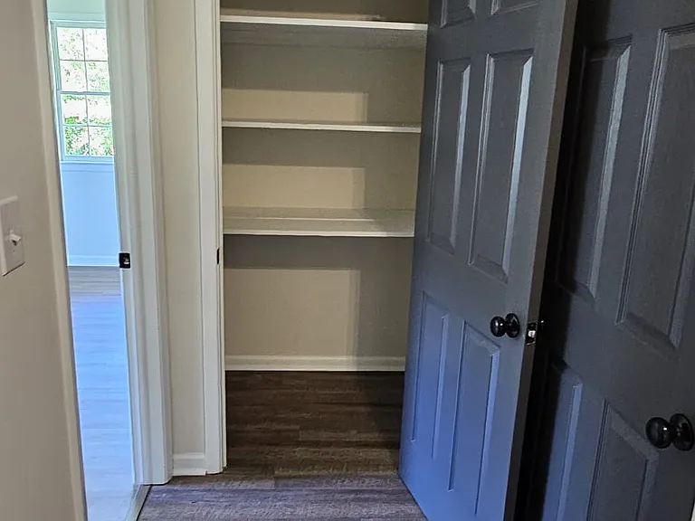 731 Seehorn St NE — Photo 10