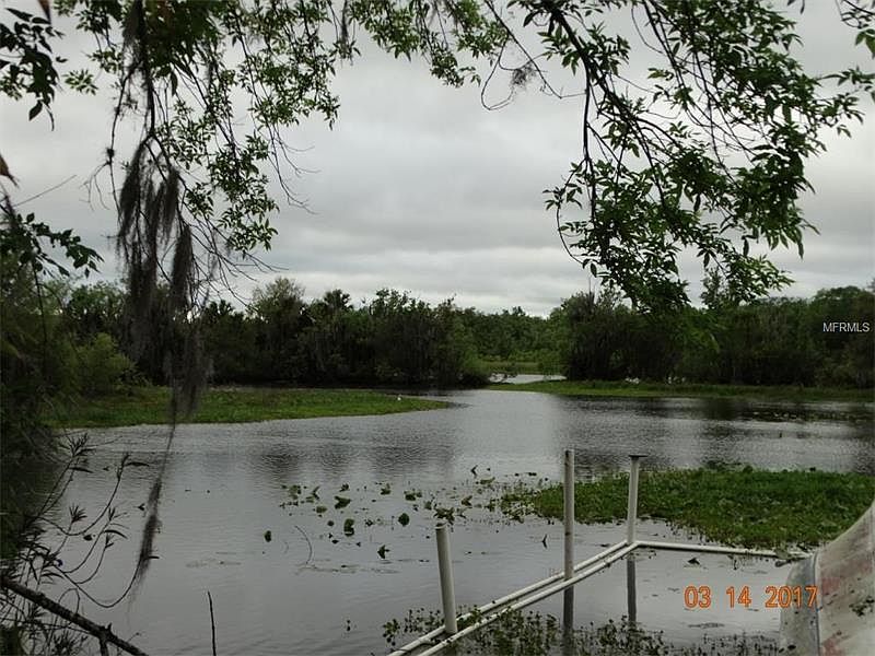 2nd image of 2963 N Shell Rd