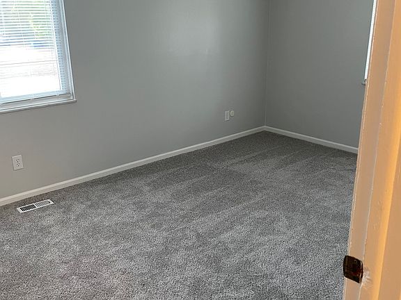 4th image of 4731 Croftshire Dr #1